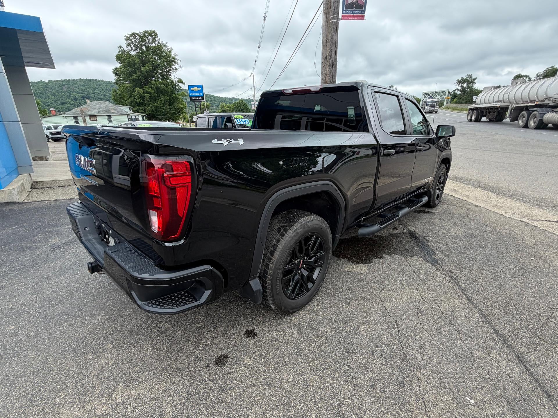 2024 GMC Sierra 1500 Pro