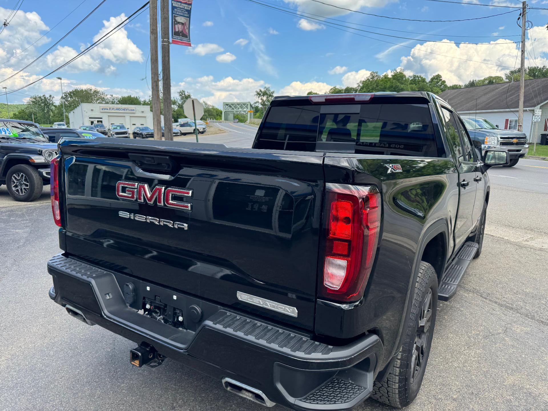 2024 GMC Sierra 1500 Elevation