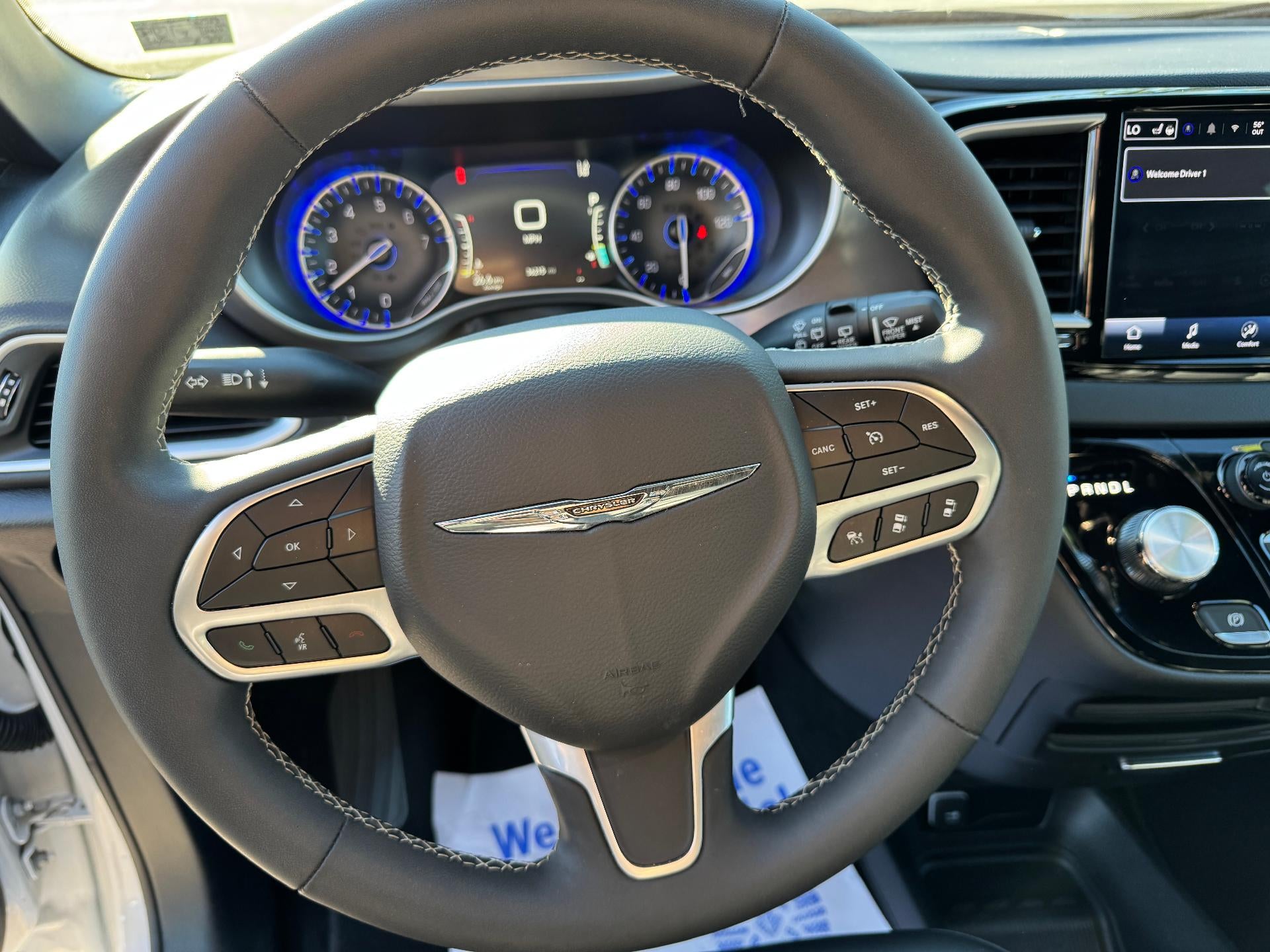 2026 Chrysler Pacifica Select