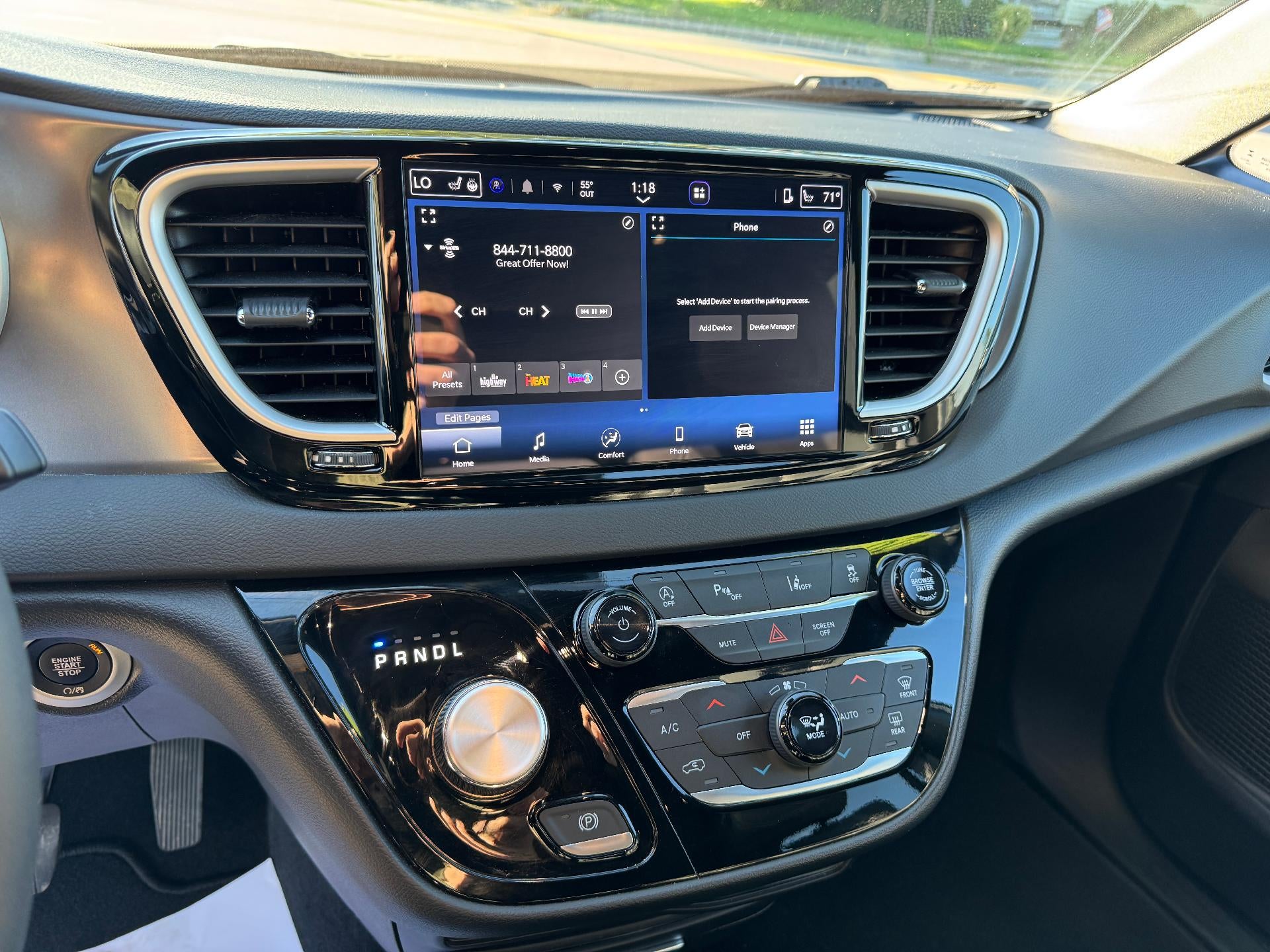 2026 Chrysler Pacifica Select