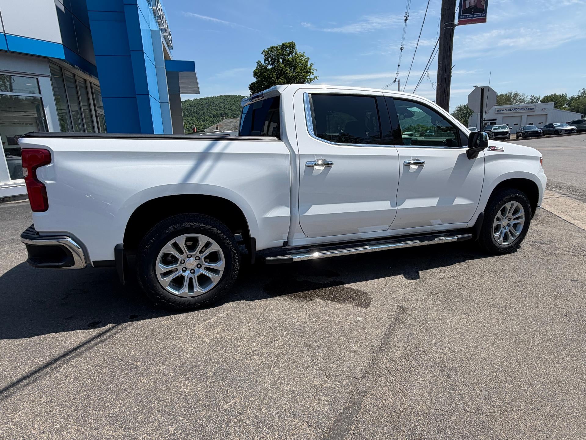 2024 Chevrolet Silverado 1500 LTZ