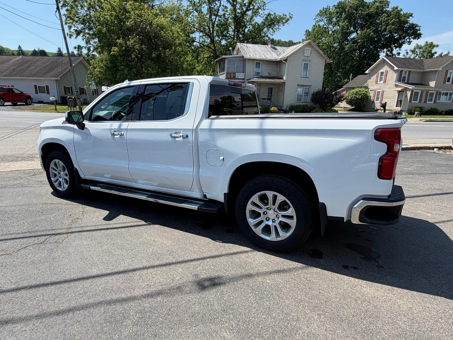 2024 Chevrolet Silverado 1500 LTZ
