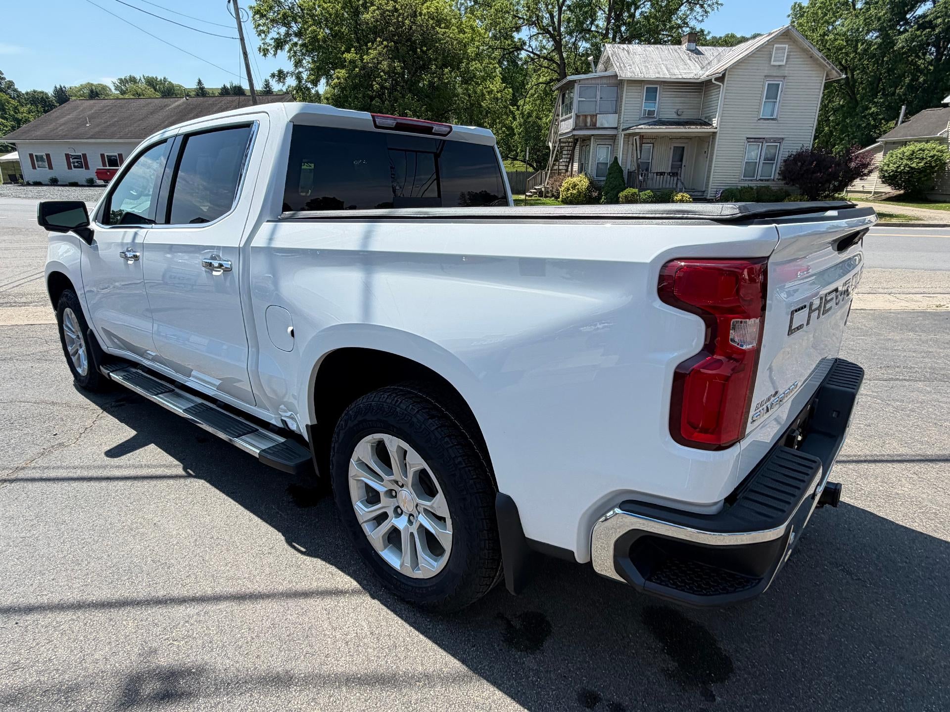 2024 Chevrolet Silverado 1500 LTZ