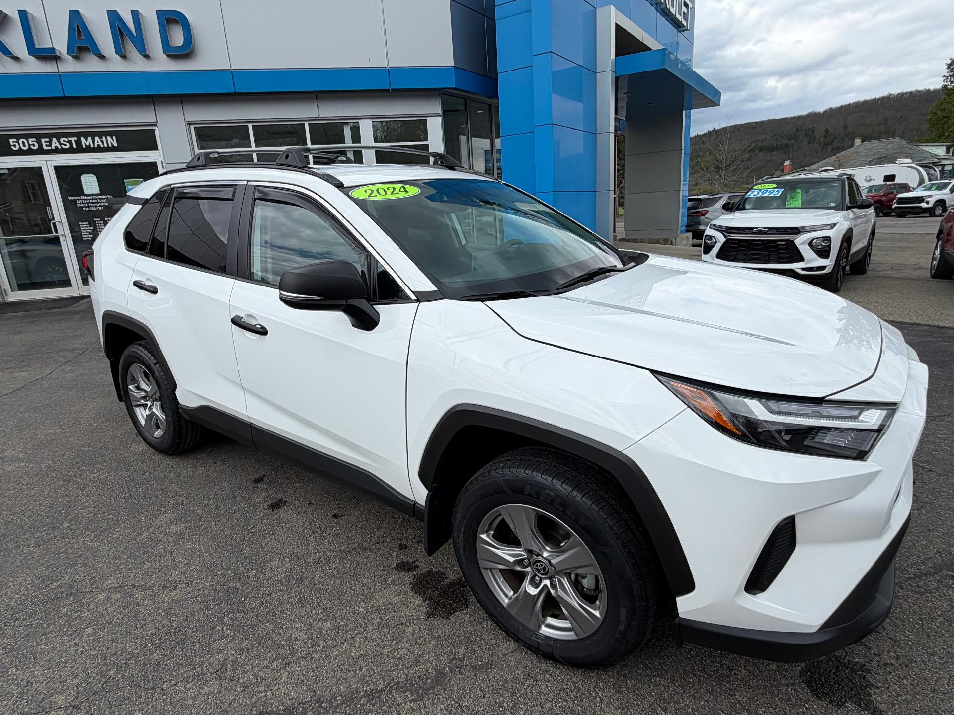 2024 Toyota RAV4 XLE