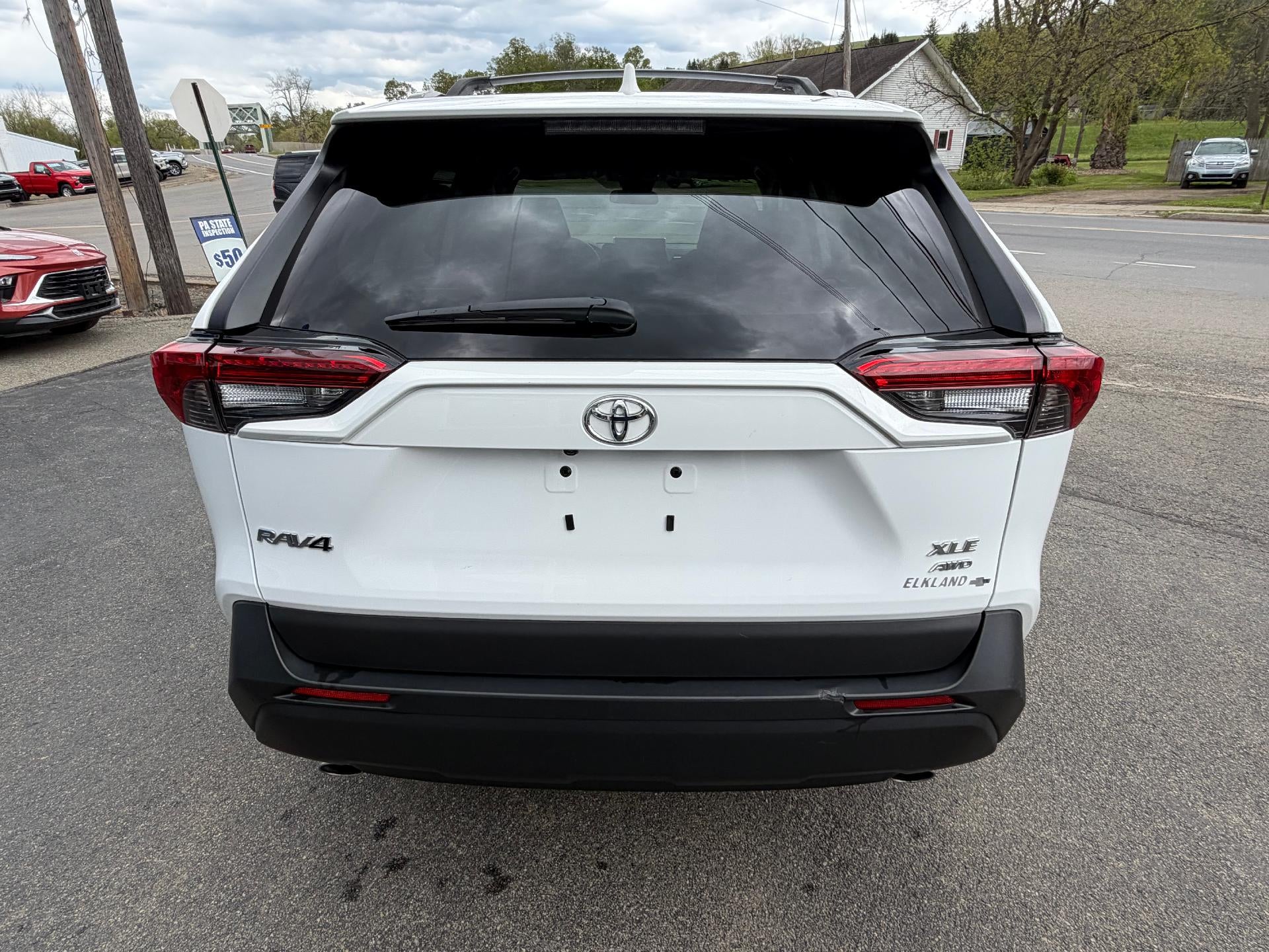 2024 Toyota RAV4 XLE