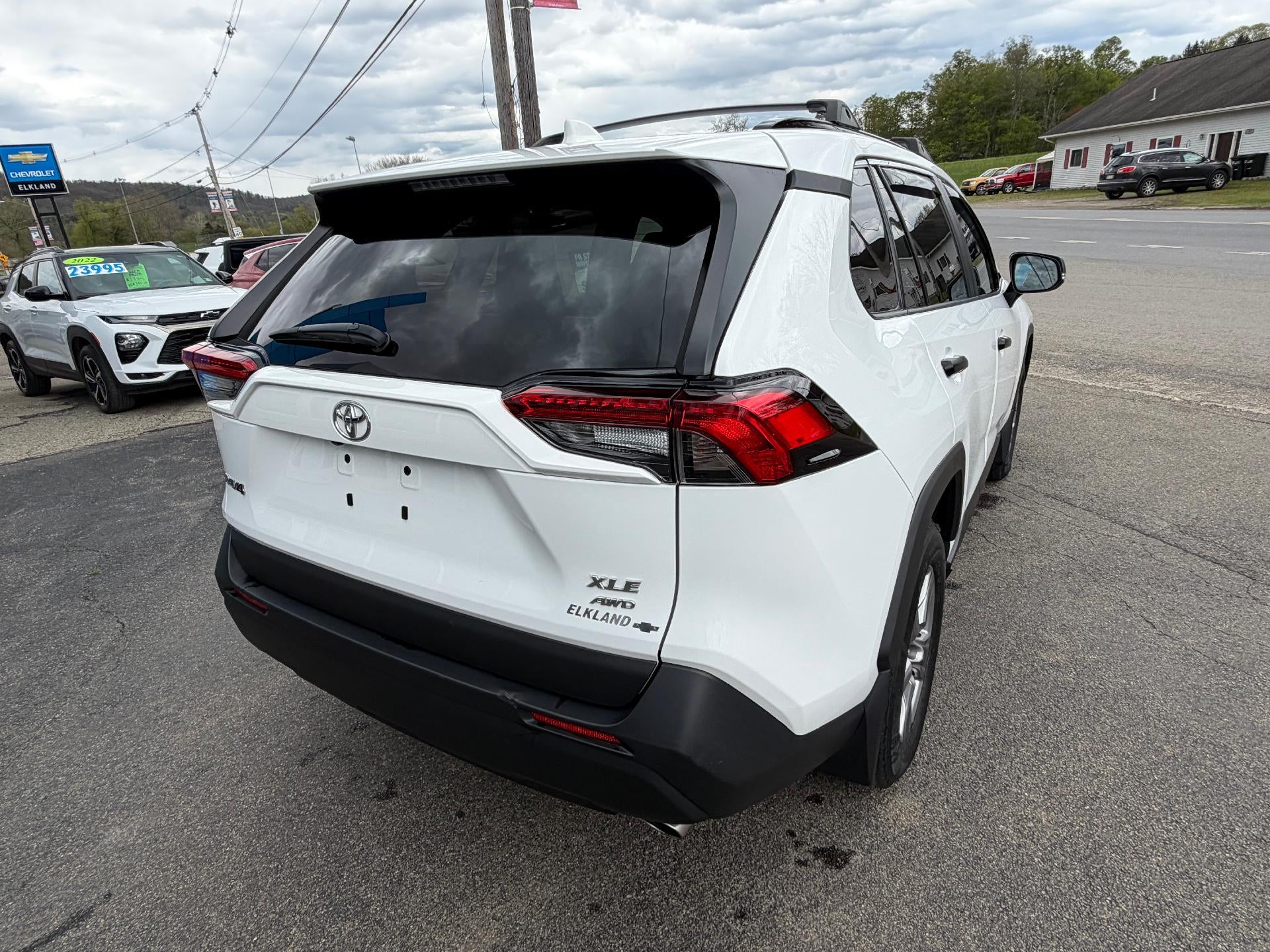 2024 Toyota RAV4 XLE