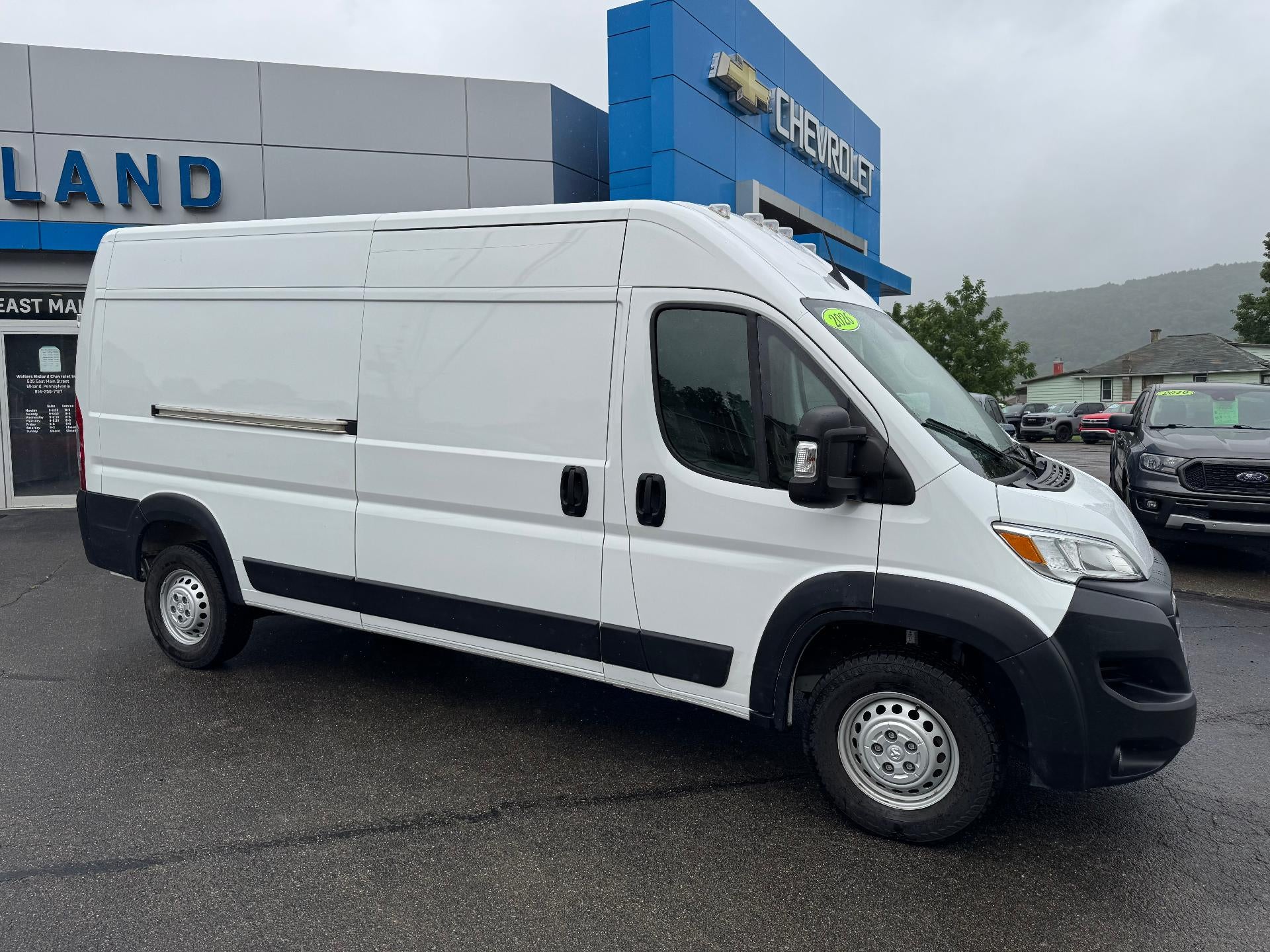 2026 RAM ProMaster Cargo Van Tradesman