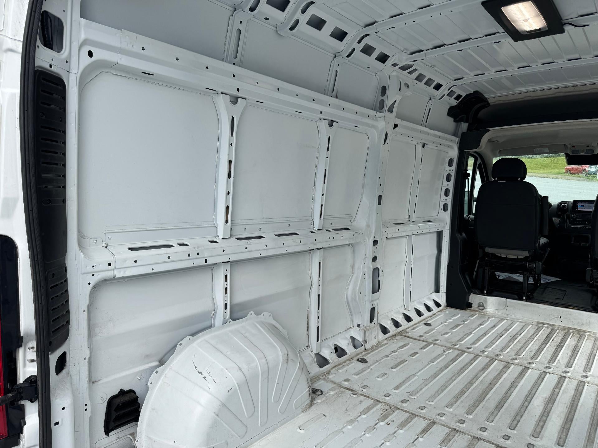 2026 RAM ProMaster Cargo Van Tradesman