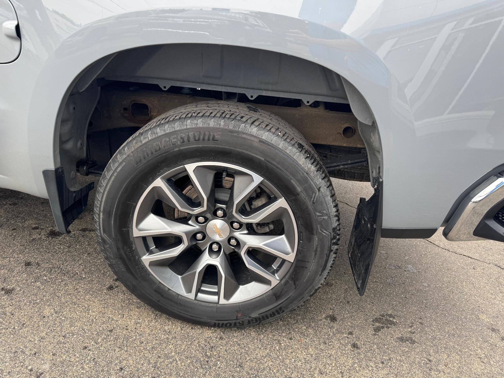 2024 Chevrolet Silverado 1500 LT (2FL)