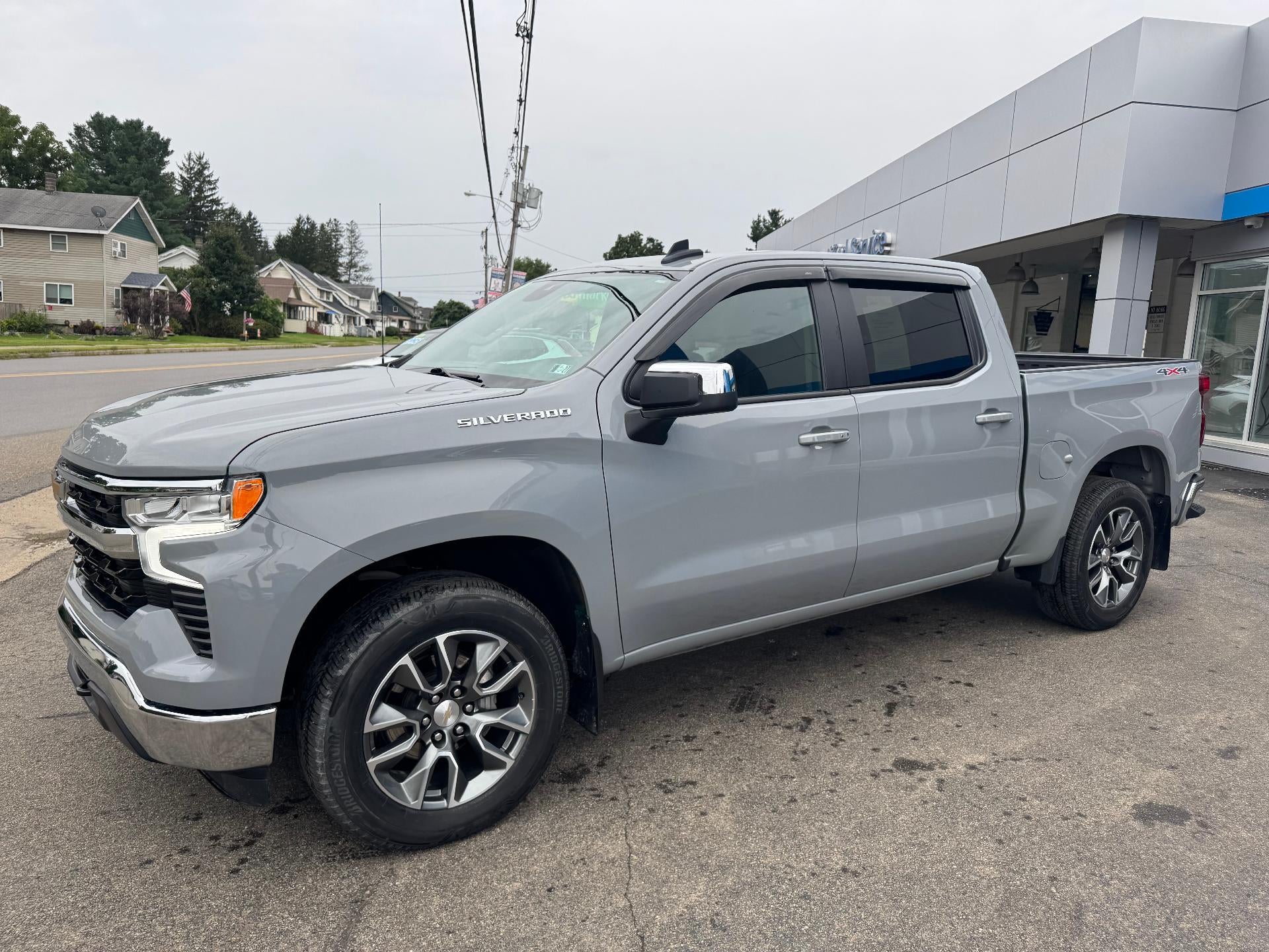 2024 Chevrolet Silverado 1500 LT (2FL)