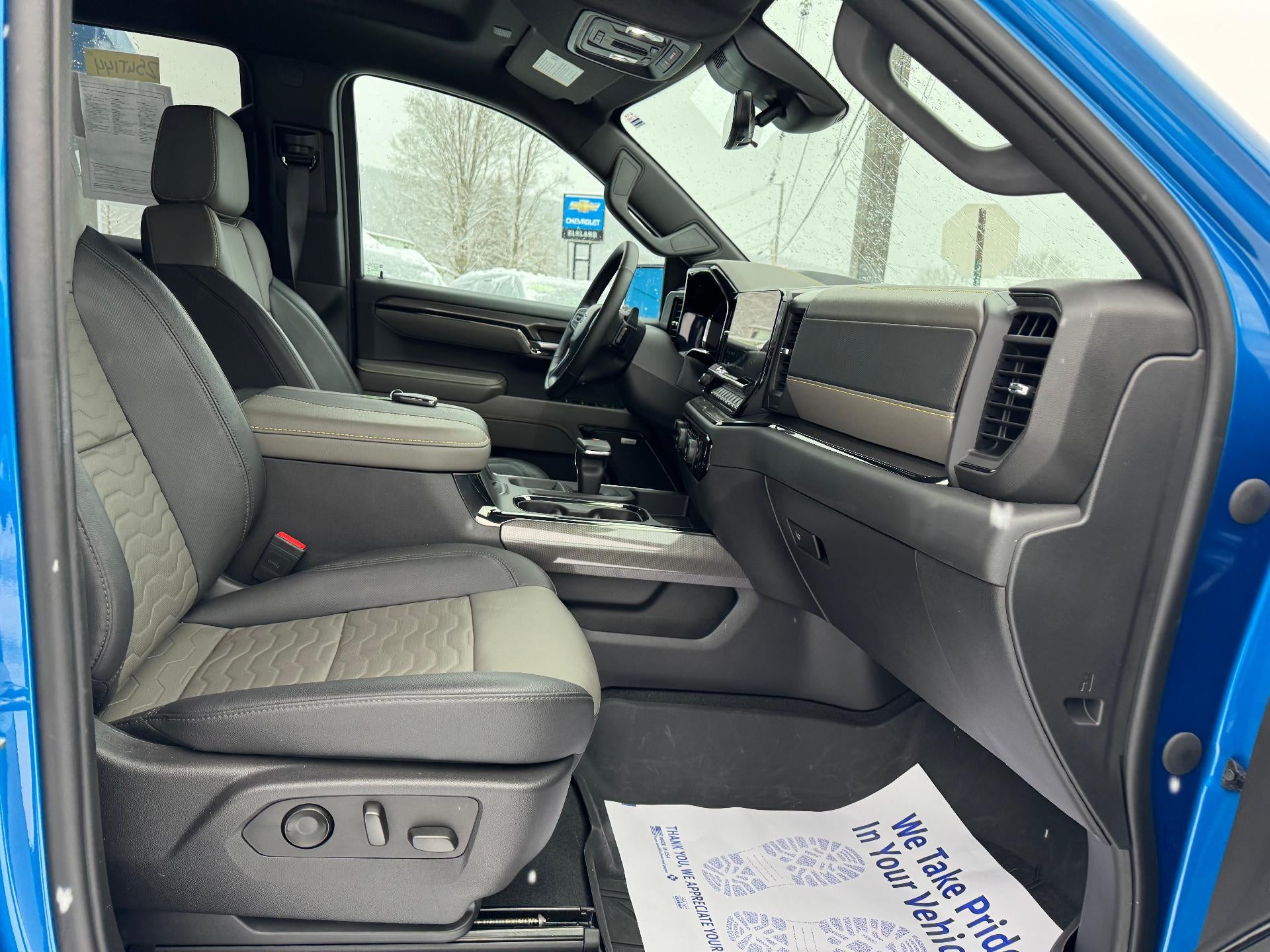 2024 Chevrolet Silverado 1500 ZR2