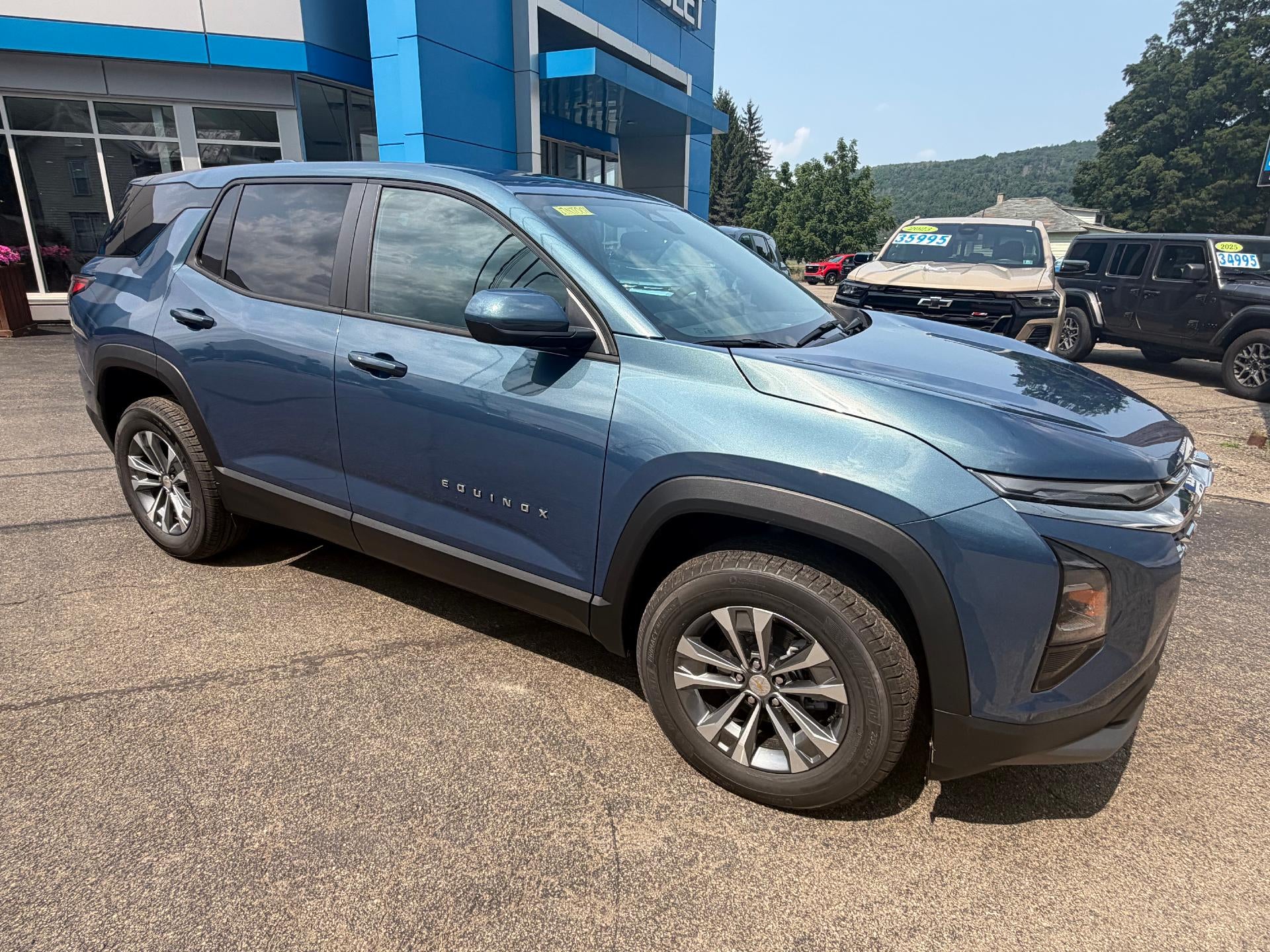 2027 Chevrolet Equinox LT