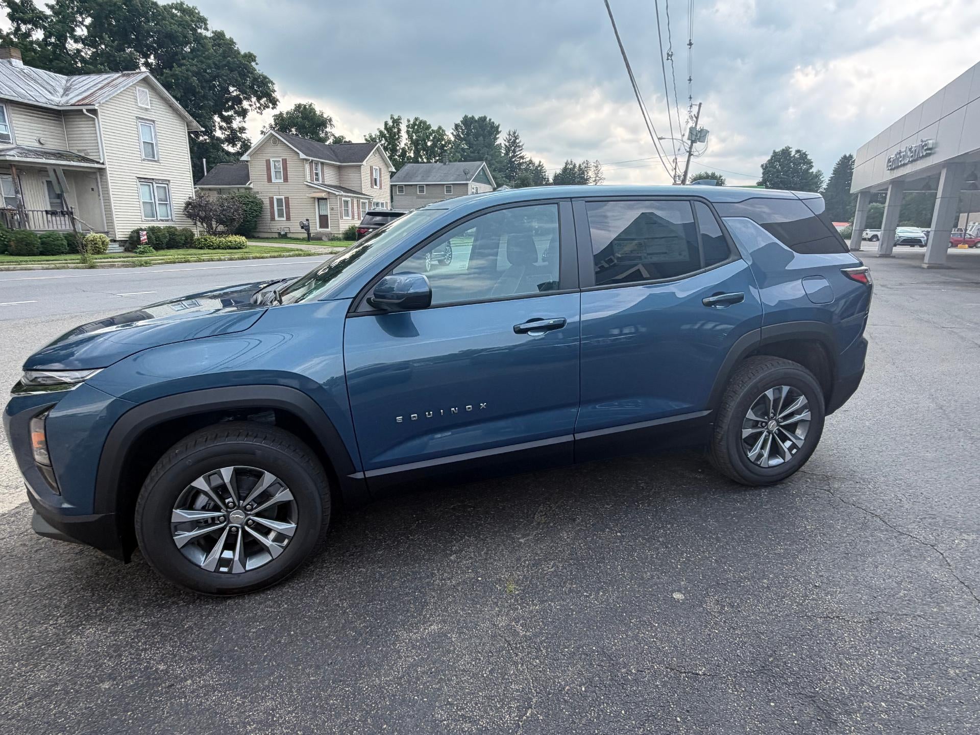 2027 Chevrolet Equinox LT
