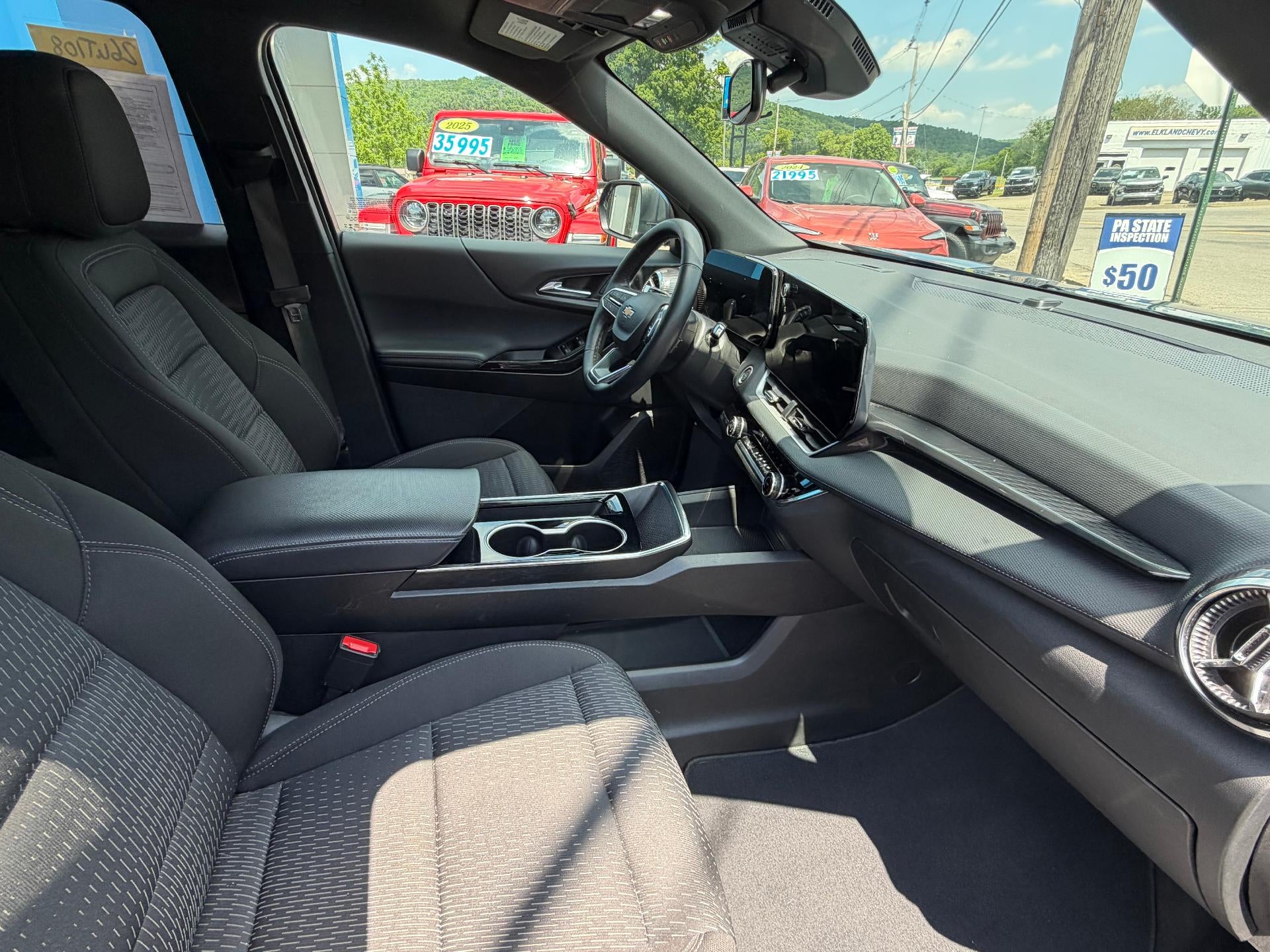 2025 Chevrolet Equinox LT