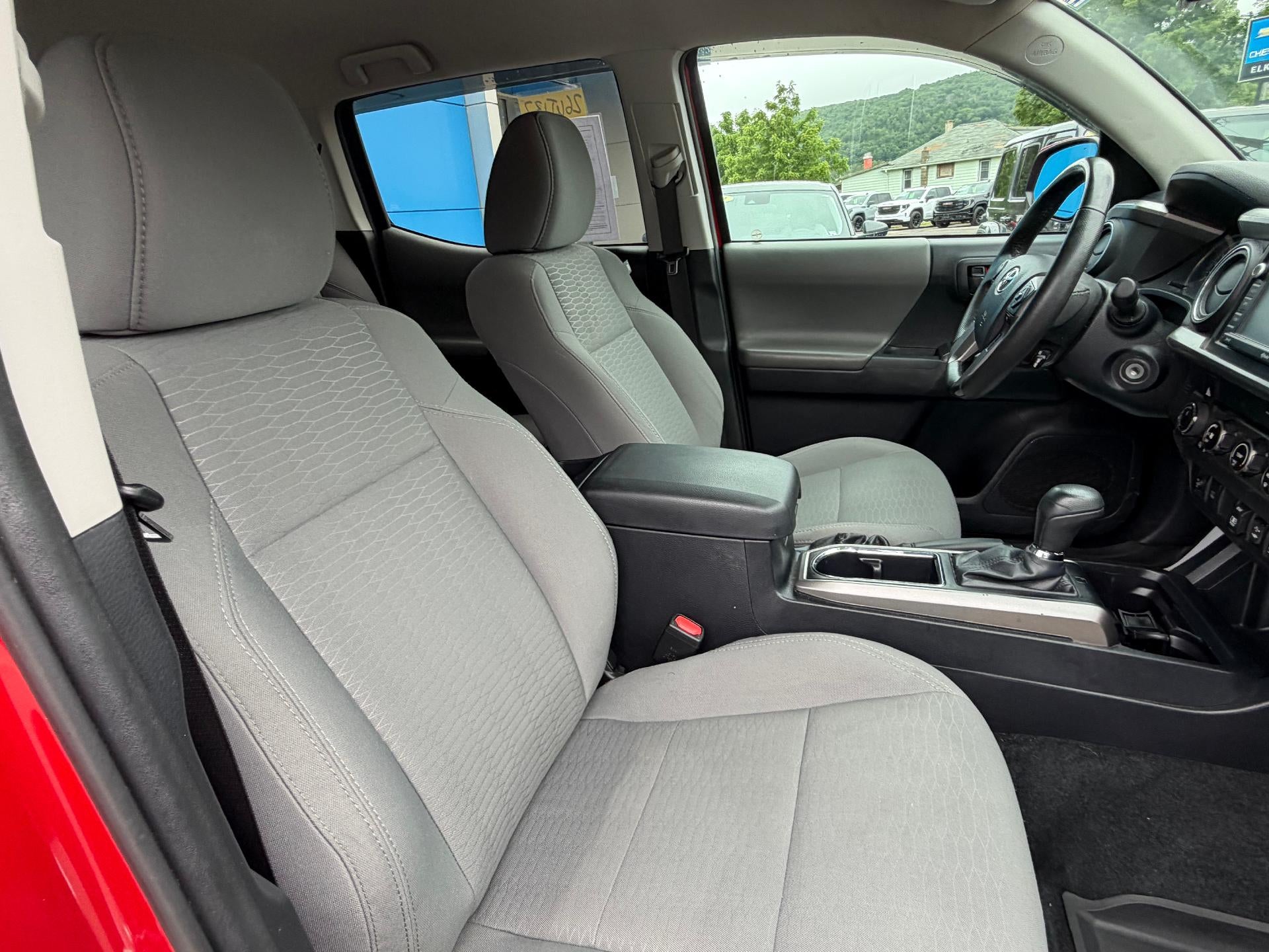 2019 Toyota Tacoma 4WD SR