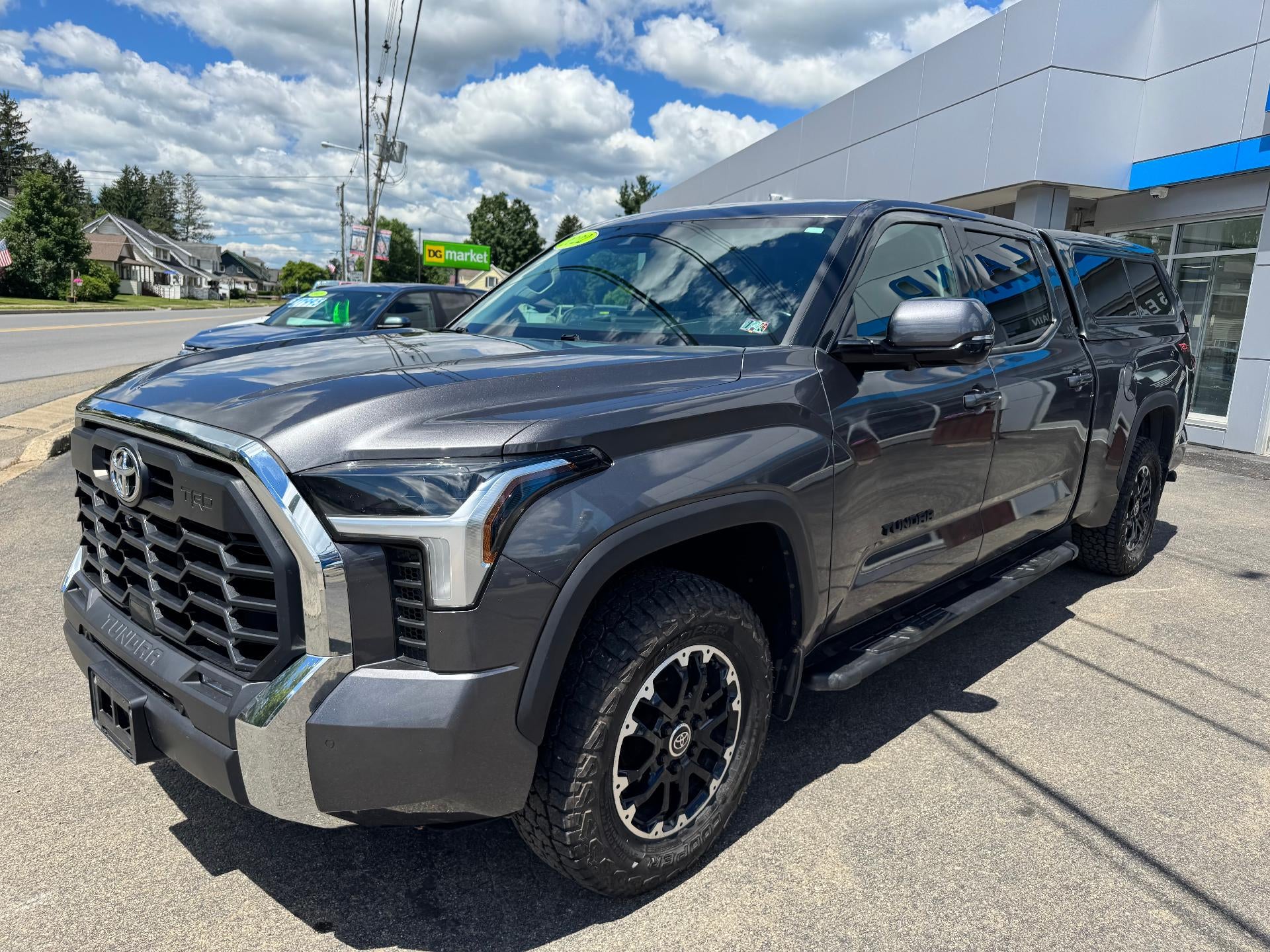 2022 Toyota Tundra 4WD SR5