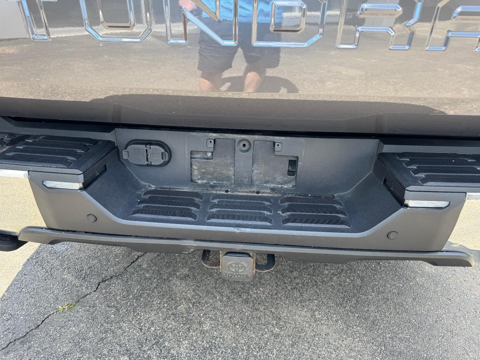 2022 Toyota Tundra 4WD SR5