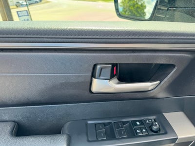 2022 Toyota Tundra 4WD SR5