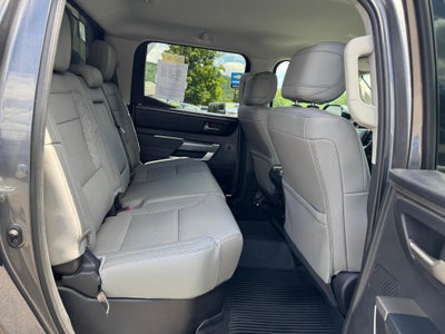 2022 Toyota Tundra 4WD SR5