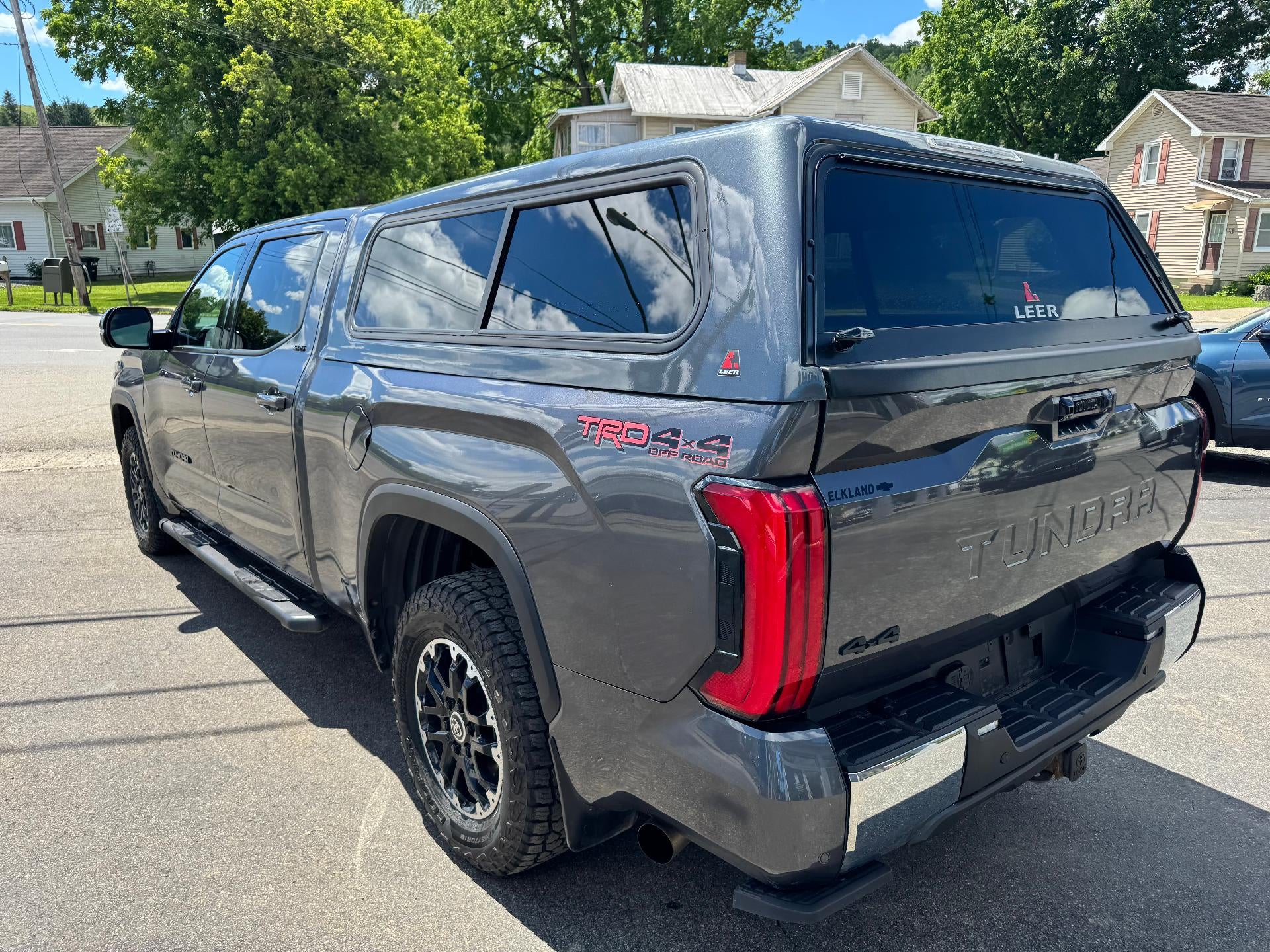2022 Toyota Tundra 4WD SR5