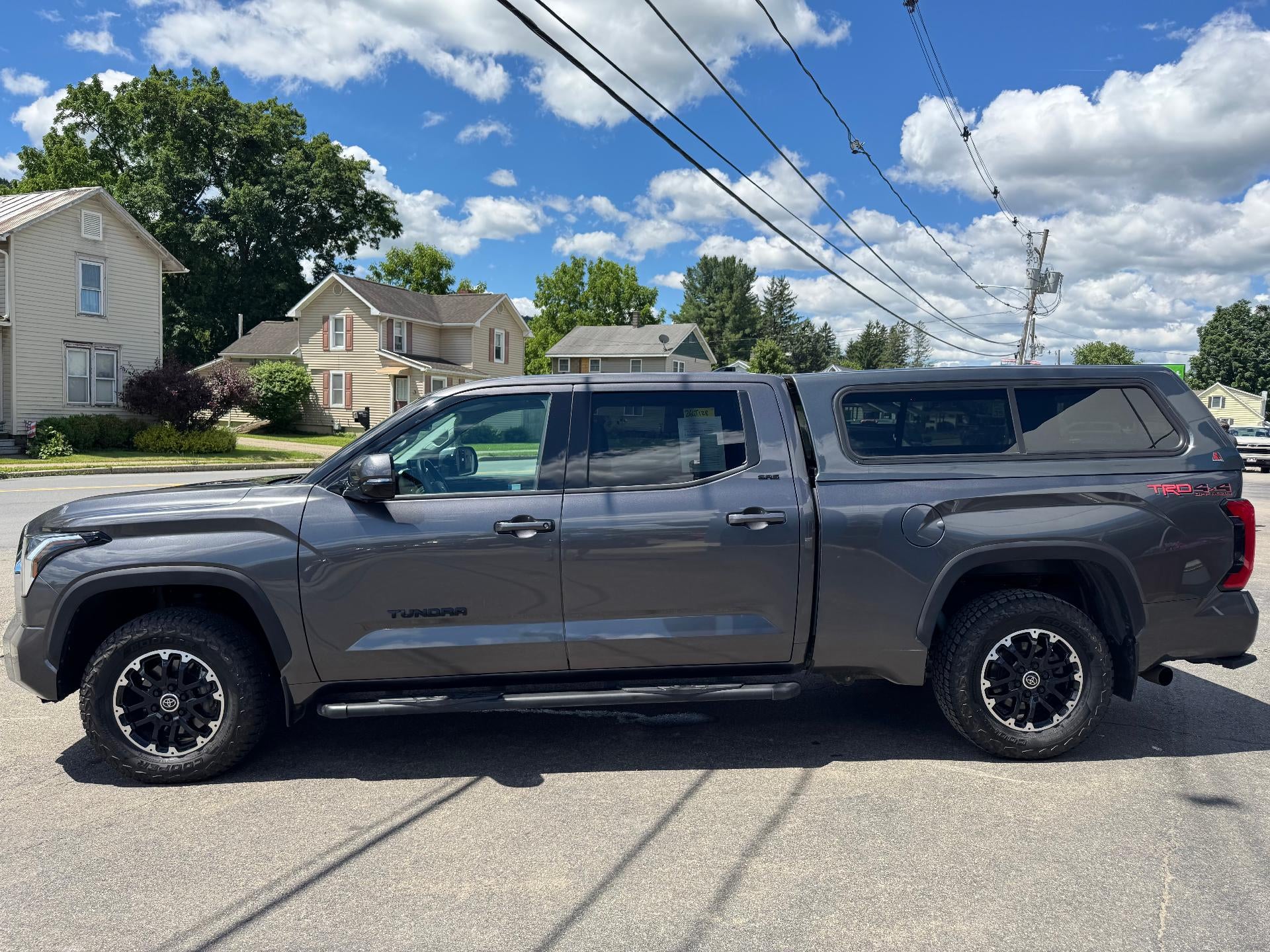 2022 Toyota Tundra 4WD SR5