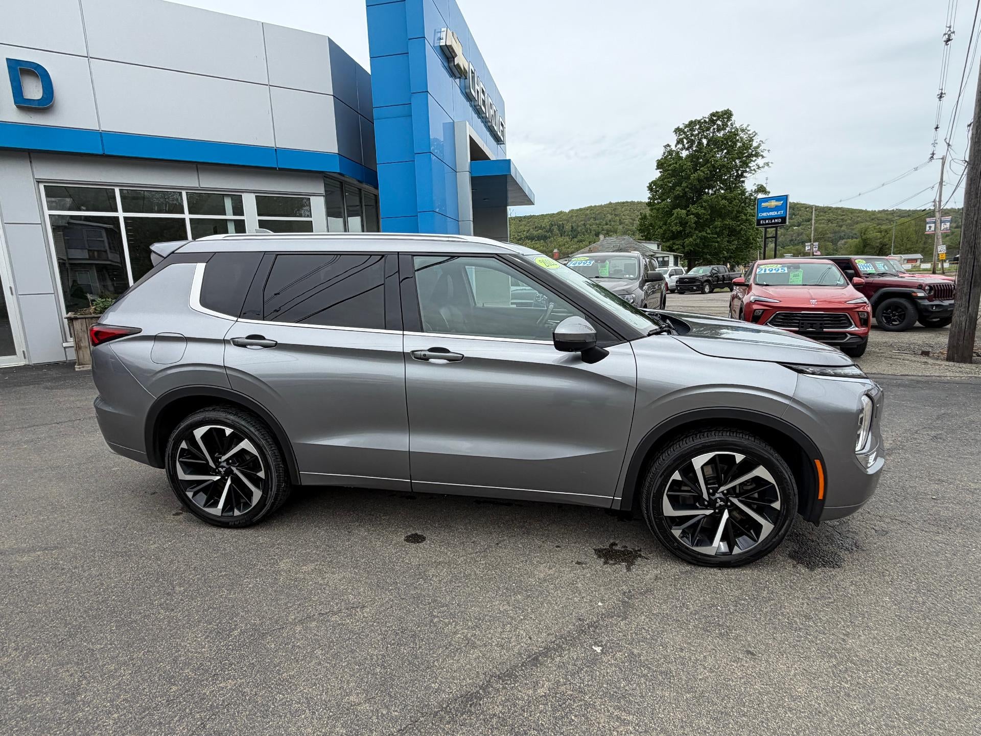 2022 Mitsubishi Outlander SEL