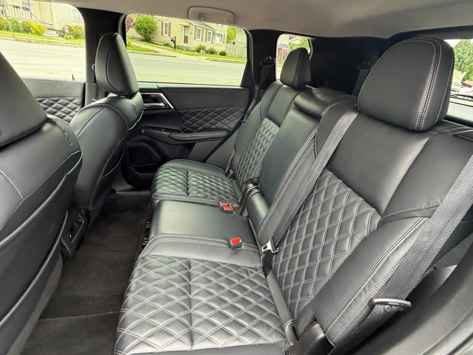 2022 Mitsubishi Outlander SEL