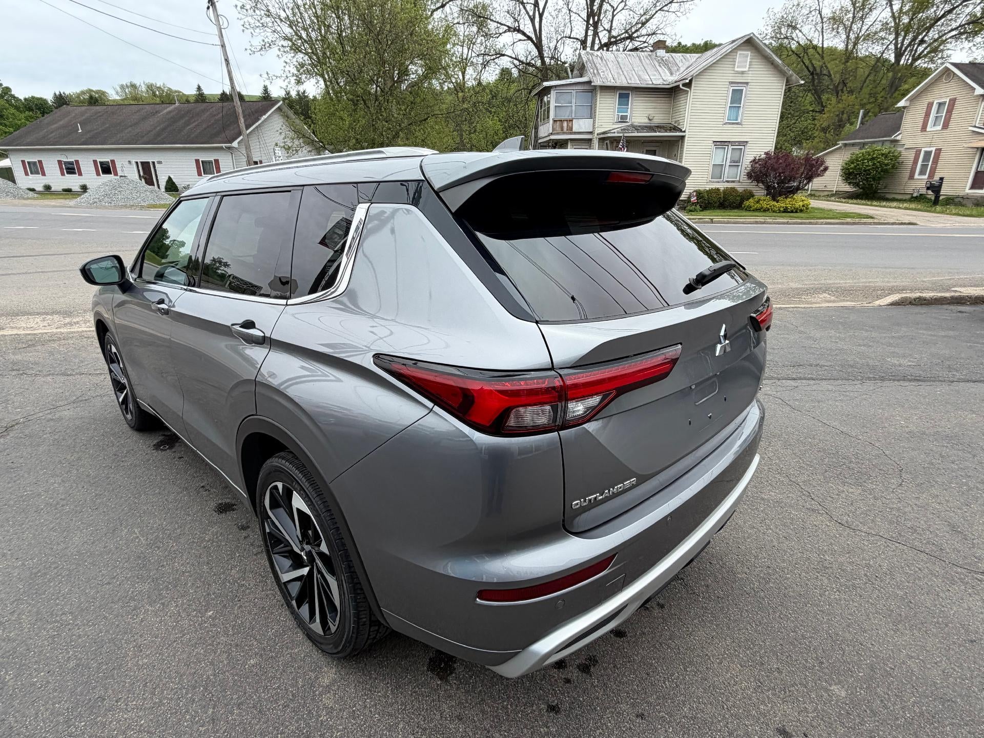 2022 Mitsubishi Outlander SEL