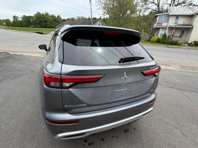 2022 Mitsubishi Outlander SEL