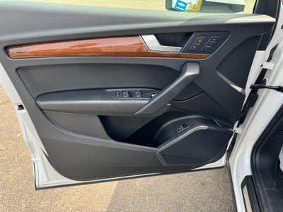 2023 Audi Q5 S line Premium