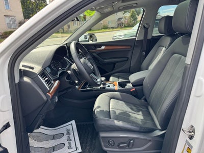 2023 Audi Q5 S line Premium