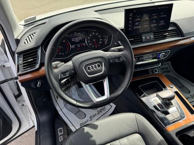 2023 Audi Q5 S line Premium