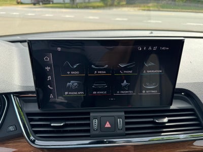 2023 Audi Q5 S line Premium