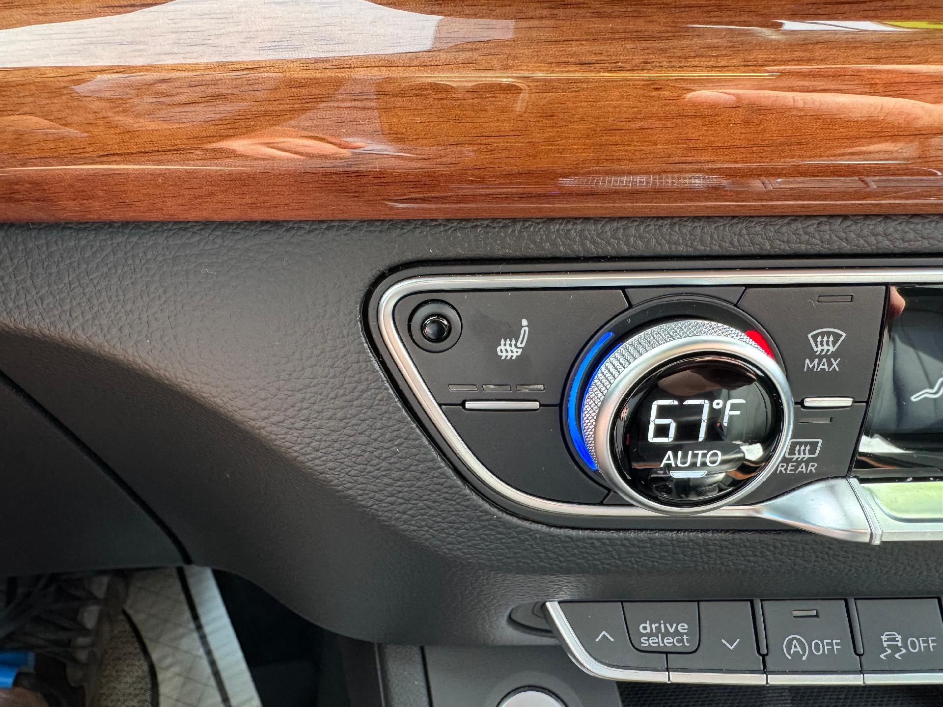 2023 Audi Q5 S line Premium