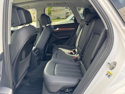 2023 Audi Q5 S line Premium