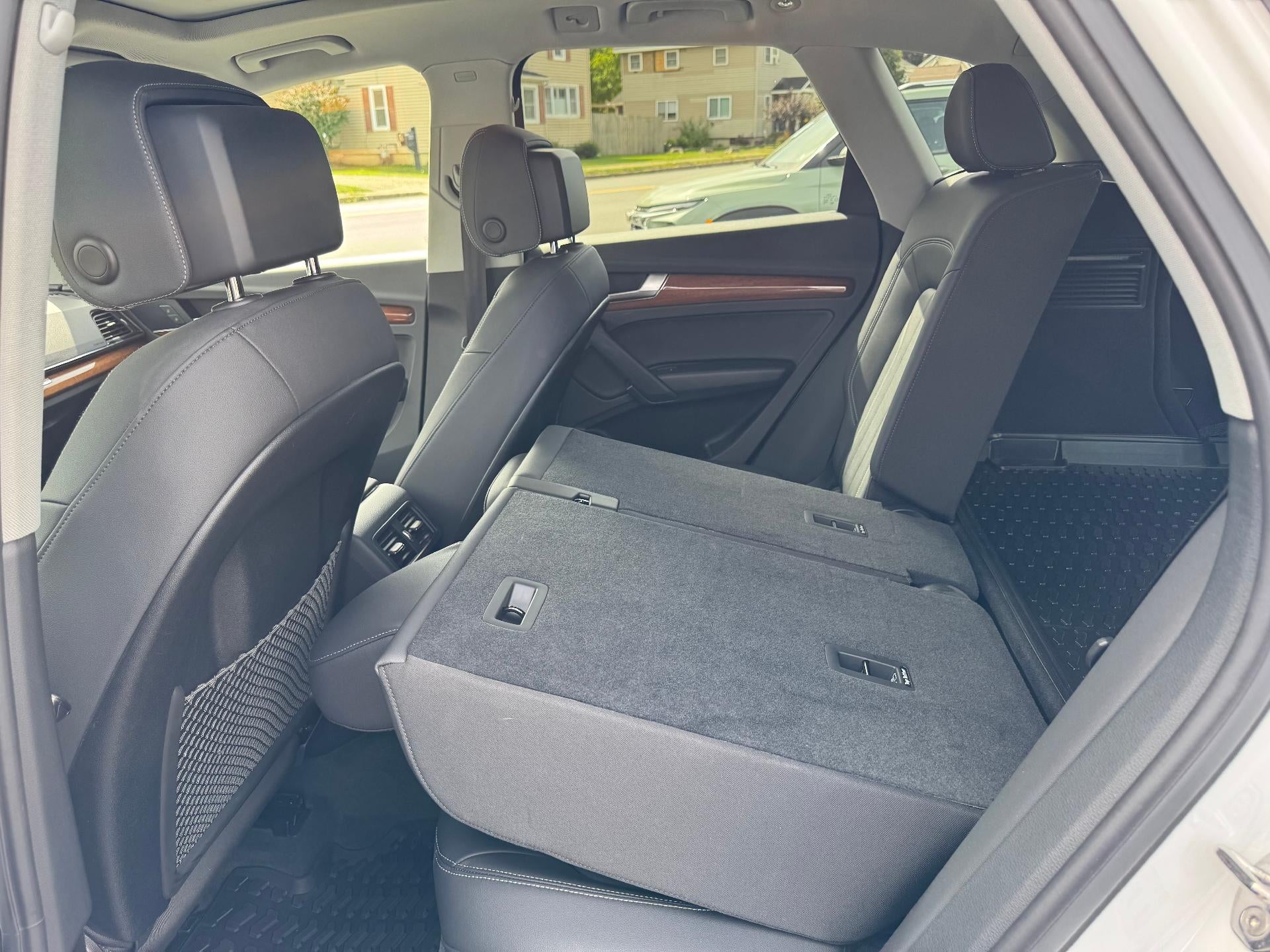 2023 Audi Q5 S line Premium