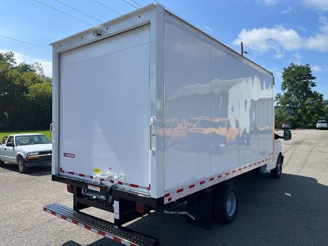 2026 Chevrolet Express Cutaway 4500 Base