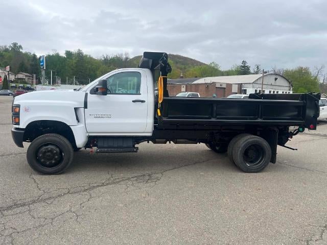 2025 Chevrolet Silverado 5500 HD Work Truck