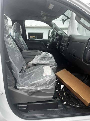 2025 Chevrolet Silverado 5500 HD Work Truck