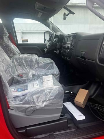 2025 Chevrolet Silverado 6500 HD Work Truck